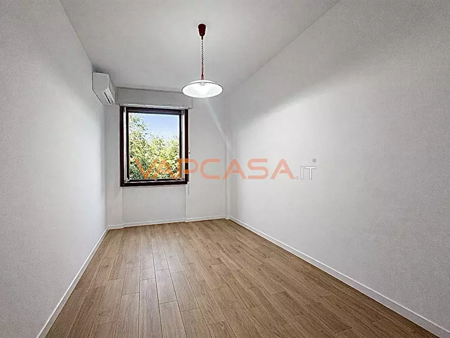 Immagine 6 di Appartamento in vendita  in VIA CAMILLO CAVOUR 1 a Treviglio