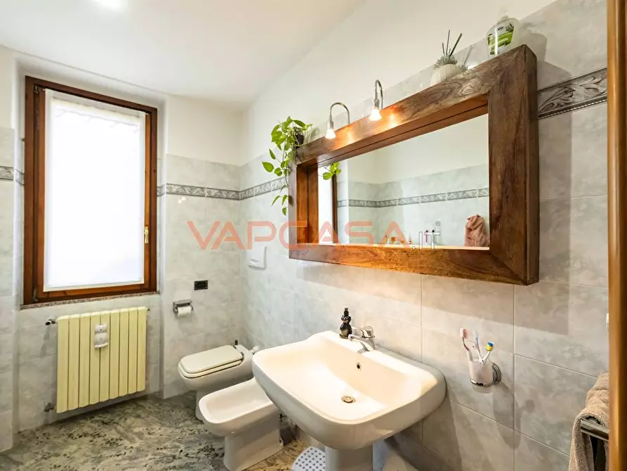 Immagine 1 di Villa in vendita  in VIA CANIANA a Cividate Al Piano