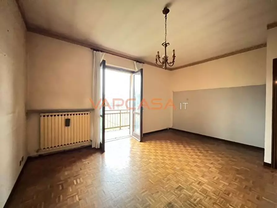 Immagine 3 di Casa indipendente in vendita  in VIA GIACOMO PUCCINI a Lurano