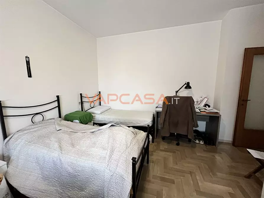 Immagine 5 di Appartamento in vendita  in VIA PIAVE 4 a Romano Di Lombardia