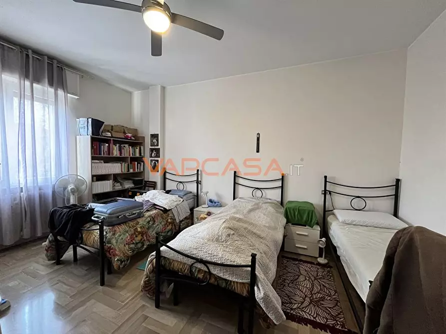 Immagine 6 di Appartamento in vendita  in VIA PIAVE 4 a Romano Di Lombardia