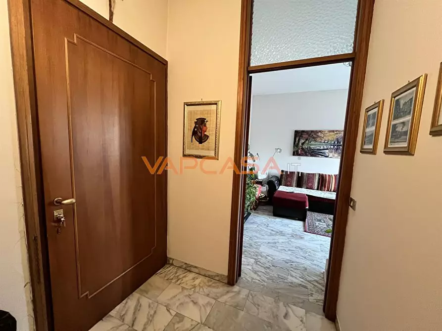 Immagine 4 di Appartamento in vendita  in VIA PIAVE 4 a Romano Di Lombardia