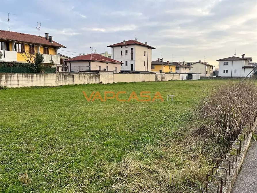 Immagine 8 di Appartamento in vendita  in VIA DELLE COSTELLAZIONI SNC a Romano Di Lombardia