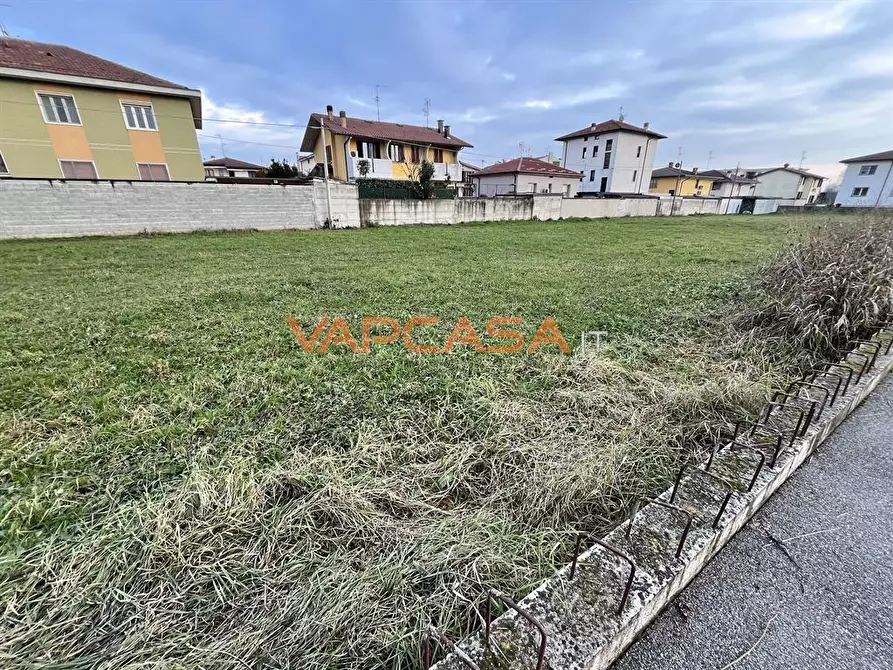 Immagine 4 di Appartamento in vendita  in VIA DELLE COSTELLAZIONI SNC a Romano Di Lombardia