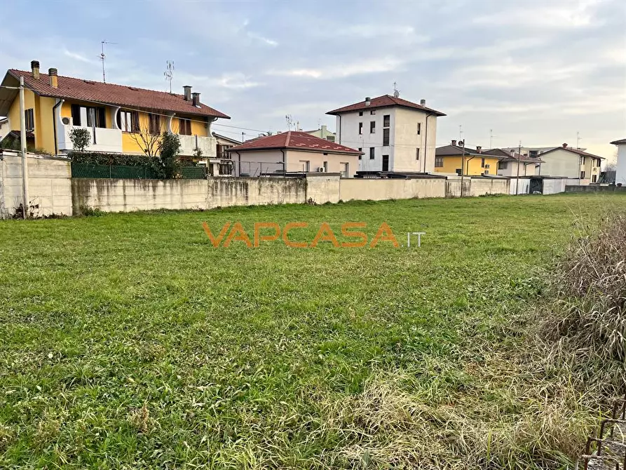 Immagine 7 di Appartamento in vendita  in VIA DELLE COSTELLAZIONI SNC a Romano Di Lombardia