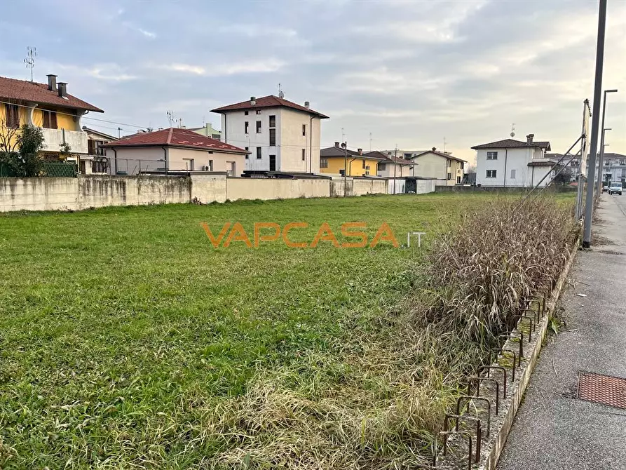 Immagine 1 di Appartamento in vendita  in VIA DELLE COSTELLAZIONI SNC a Romano Di Lombardia