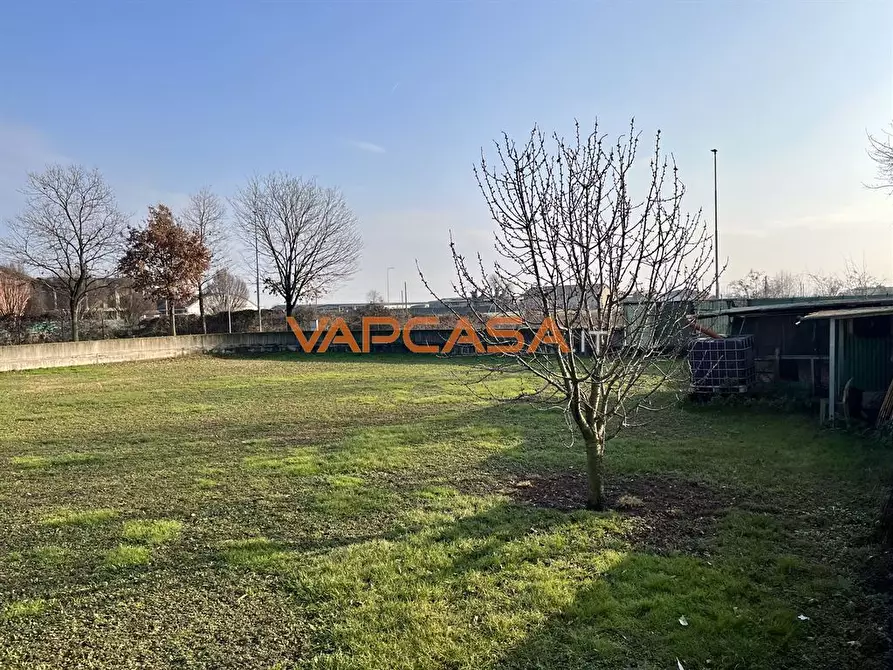 Immagine 9 di Villa in vendita  in VIA MARCONI SNC a Cortenuova