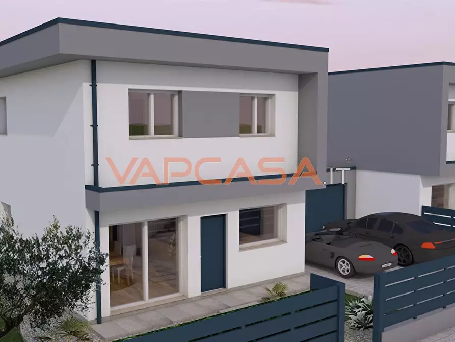 Immagine 1 di Villa in vendita  in VIA MARCONI SNC a Cortenuova