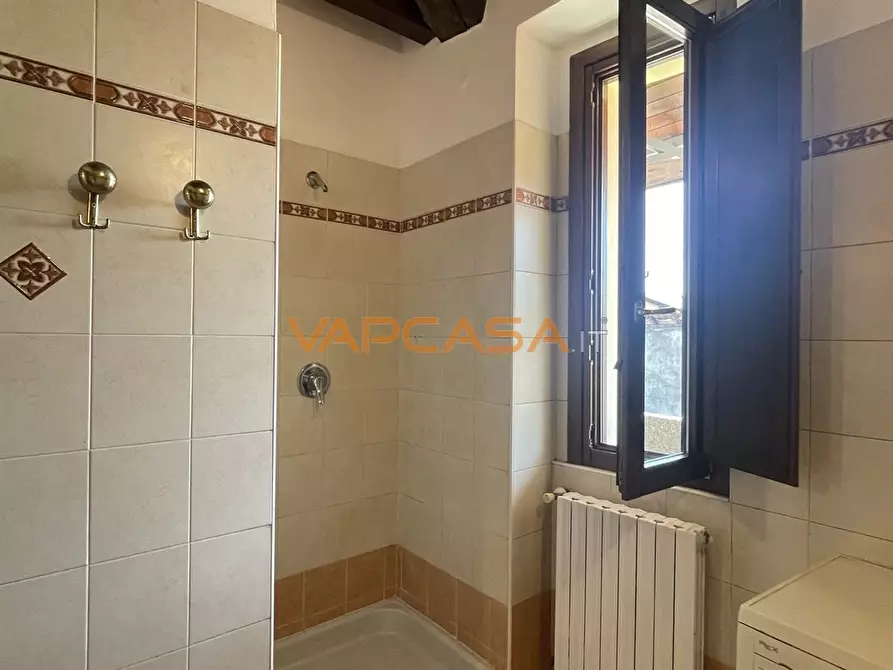 Immagine 3 di Appartamento in vendita  in VIA MARCONI 18 a Calvenzano