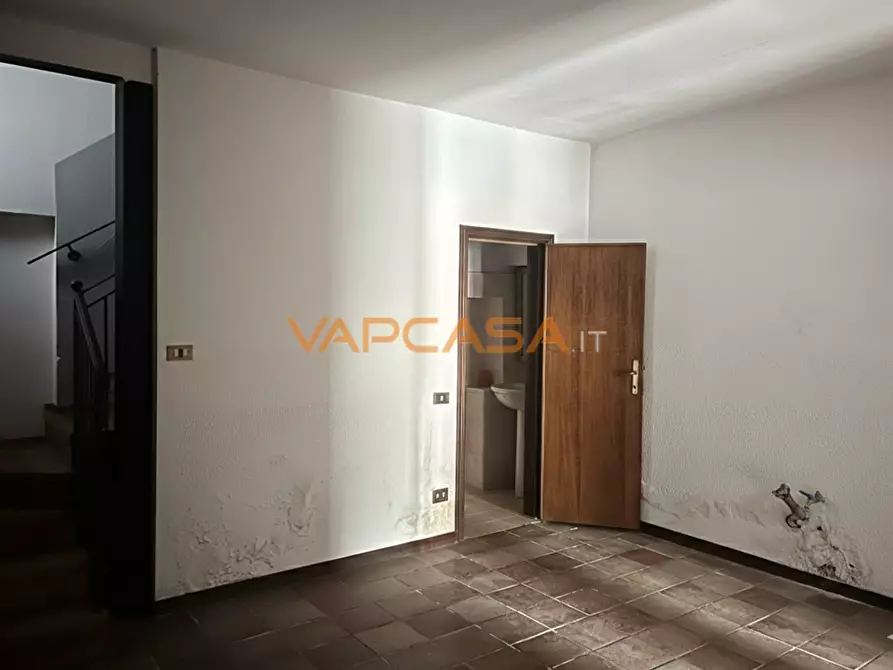 Immagine 9 di Casa indipendente in vendita  in Via Giacomo Leopardi a Barbata