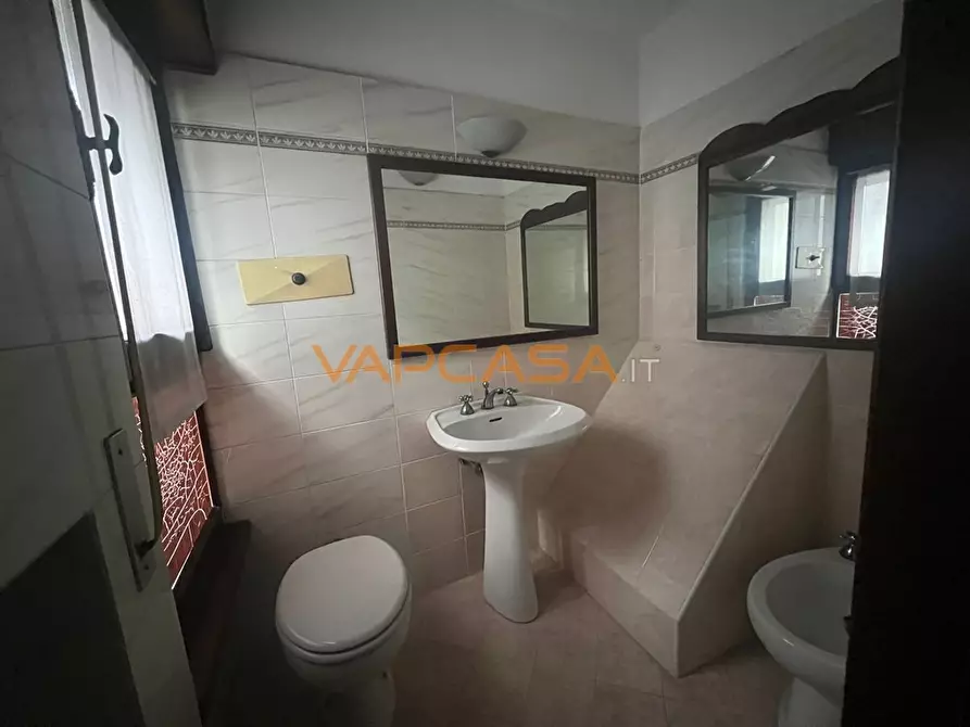 Immagine 2 di Casa indipendente in vendita  in Via Giacomo Leopardi a Barbata