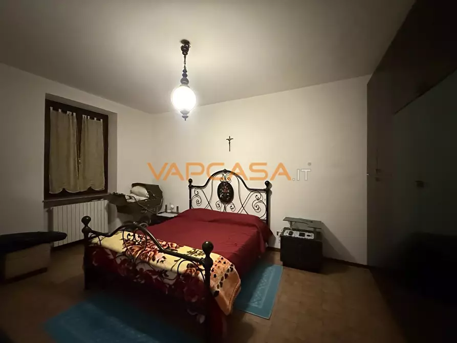 Immagine 5 di Casa semindipendente in vendita  in VIA UMBERTO PRIMO 1 a Calcio