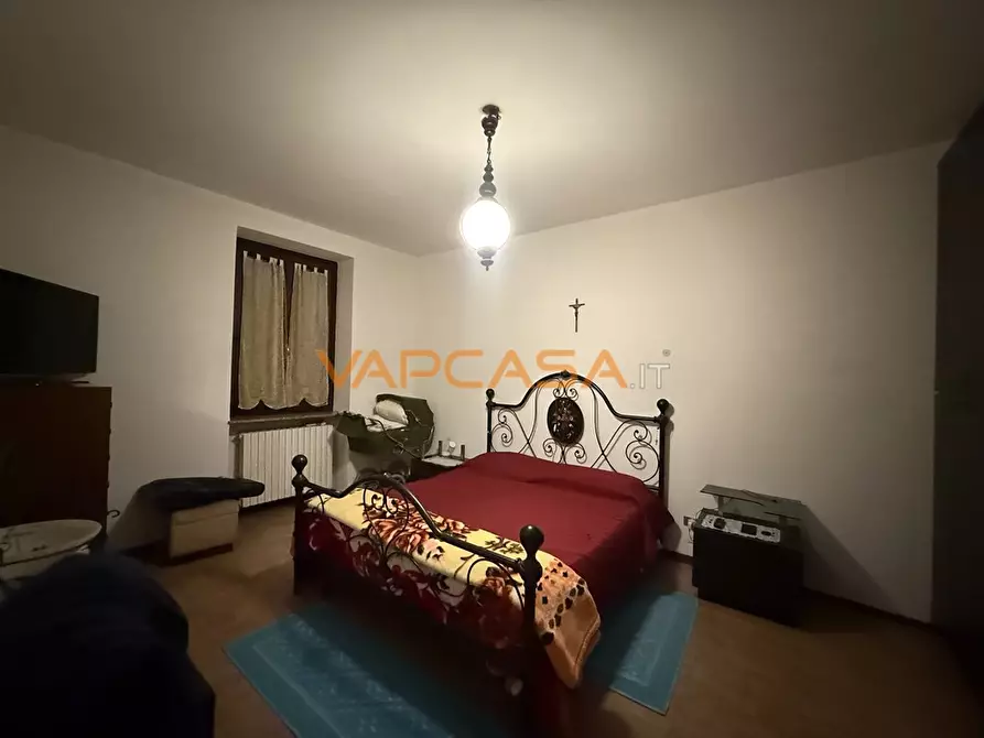 Immagine 3 di Casa semindipendente in vendita  in VIA UMBERTO PRIMO 1 a Calcio