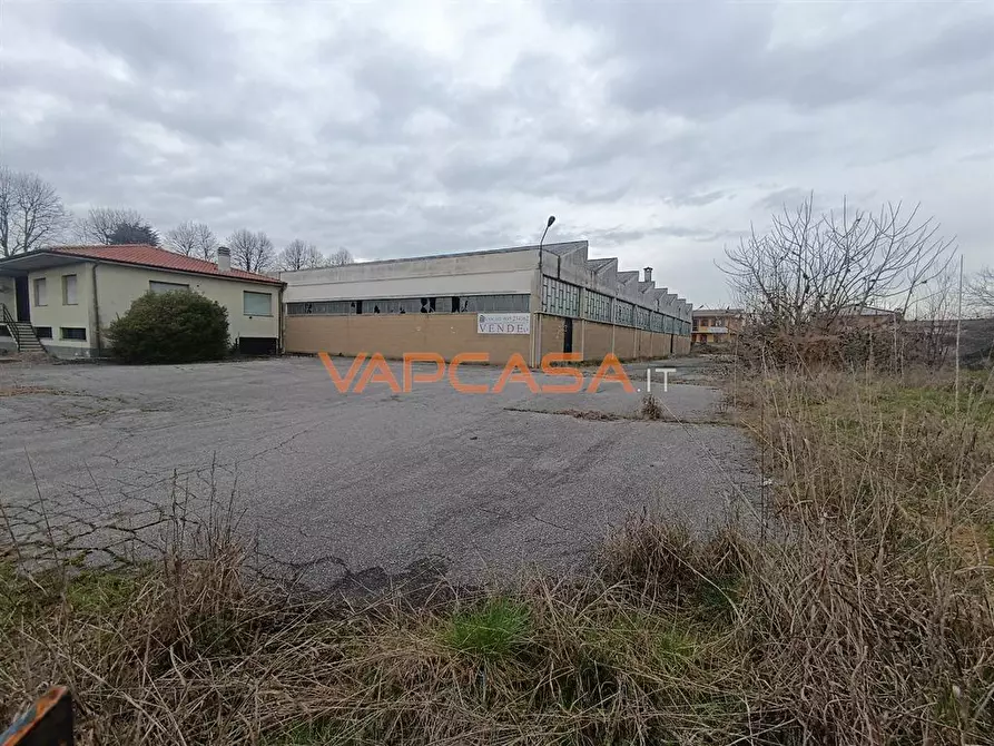 Immagine 1 di Capannone industriale in vendita  in VIA SPIRANO a Urgnano