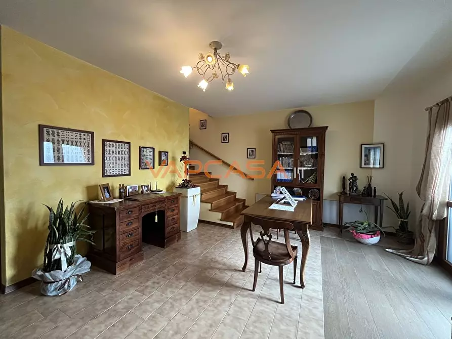 Immagine 8 di Casa bifamiliare in vendita  in ANTONIO GRAMSCI a Cividate Al Piano