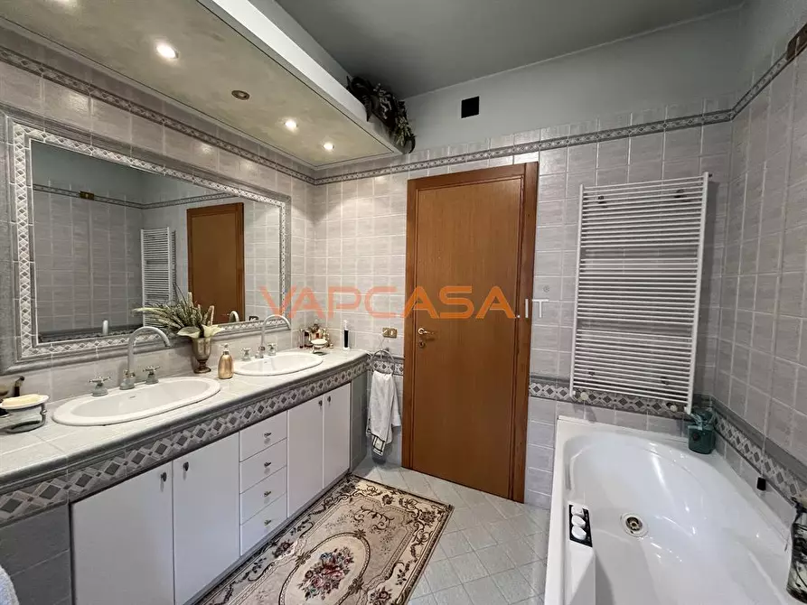 Immagine 1 di Casa bifamiliare in vendita  in ANTONIO GRAMSCI a Cividate Al Piano