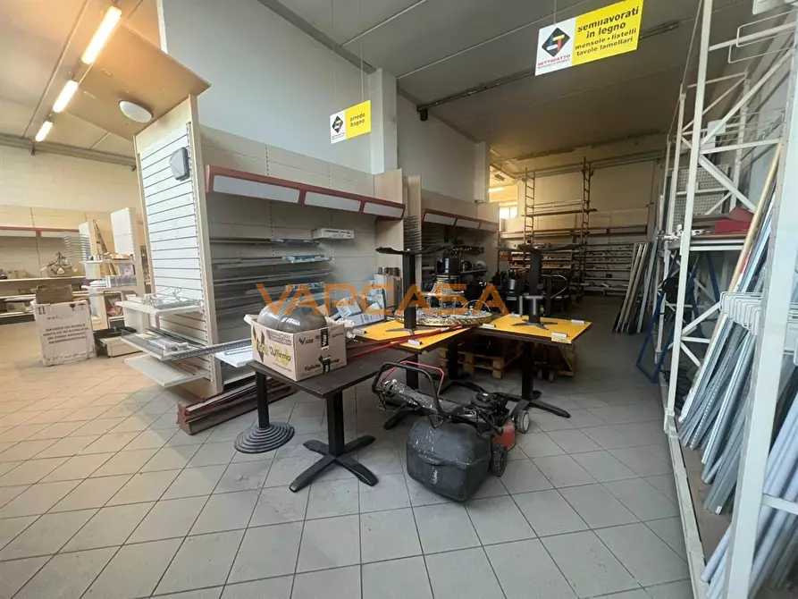 Immagine 4 di Capannone industriale in affitto  in via ghidini a Ghisalba