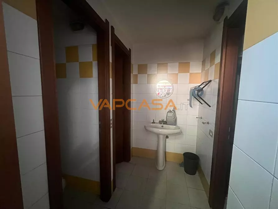 Immagine 9 di Capannone industriale in affitto  in via ghidini a Ghisalba