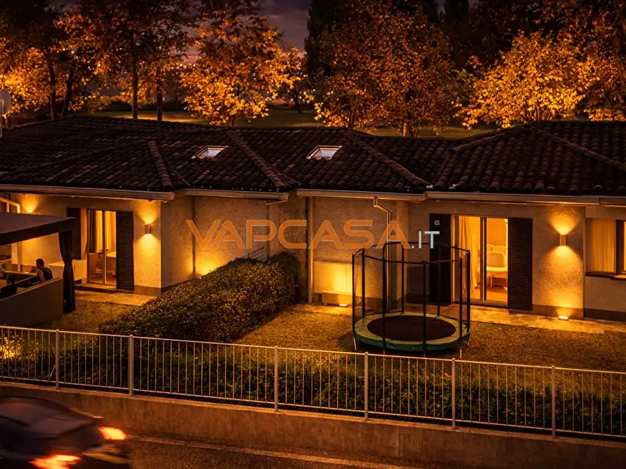 Immagine 6 di Villa in vendita  in VIA MARIA CALLAS SNC a Caravaggio