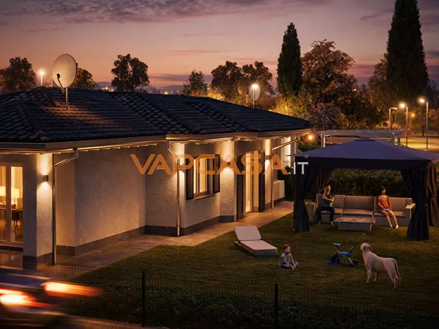 Immagine 5 di Villa in vendita  in VIA MARIA CALLAS SNC a Caravaggio