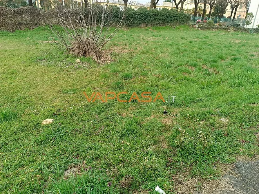 Immagine 3 di Terreno edificabile in vendita  in VIA MONTE GRAPPA a Urgnano