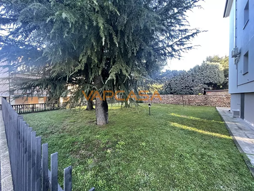 Immagine 7 di Appartamento in vendita  in VIA SENTIERI a Cividate Al Piano