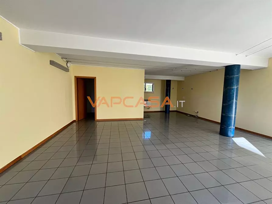 Immagine 3 di Ufficio in affitto  in VIA DANTE ALIGHIERI 30 a Romano Di Lombardia