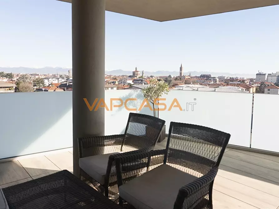 Immagine 3 di Appartamento in vendita  in Via Baslini 14 a Treviglio