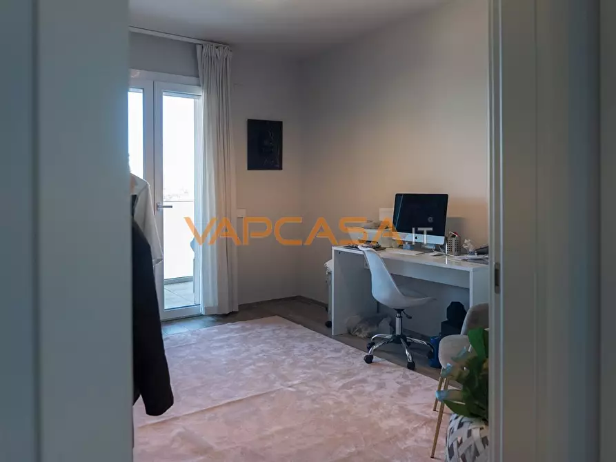 Immagine 7 di Appartamento in vendita  in Via Baslini 14 a Treviglio