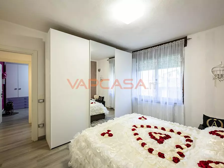 Immagine 9 di Appartamento in vendita  in via balilla 63 a Romano Di Lombardia