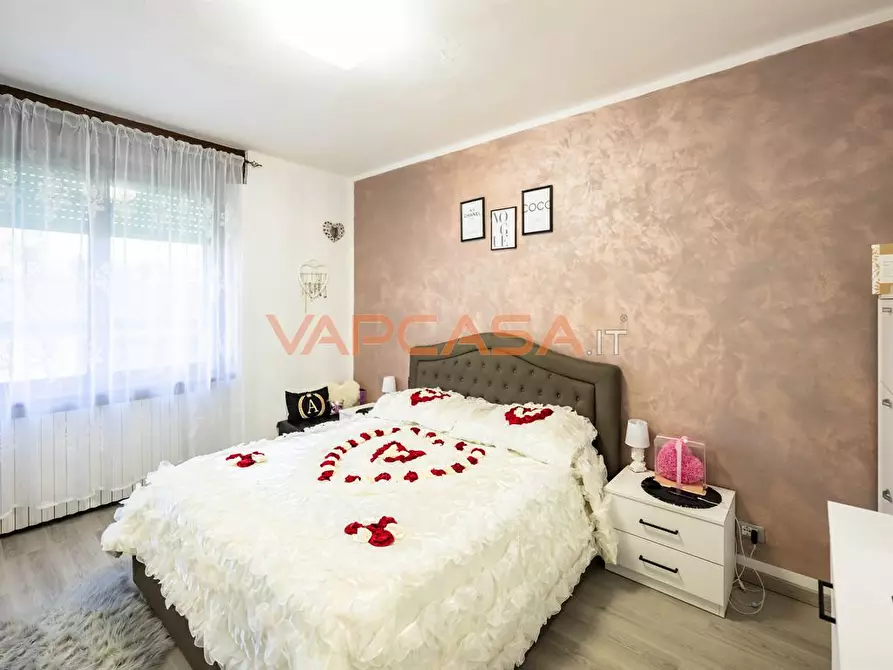 Immagine 6 di Appartamento in vendita  in via balilla 63 a Romano Di Lombardia