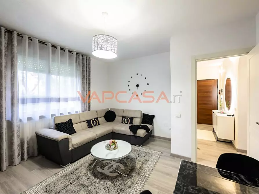 Immagine 1 di Appartamento in vendita  in via balilla 63 a Romano Di Lombardia