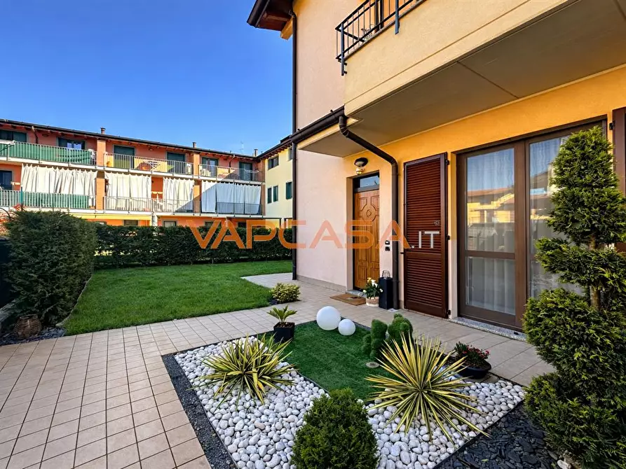 Immagine 1 di Appartamento in vendita  in VIA XXV APRILE 47 a Cologno Al Serio