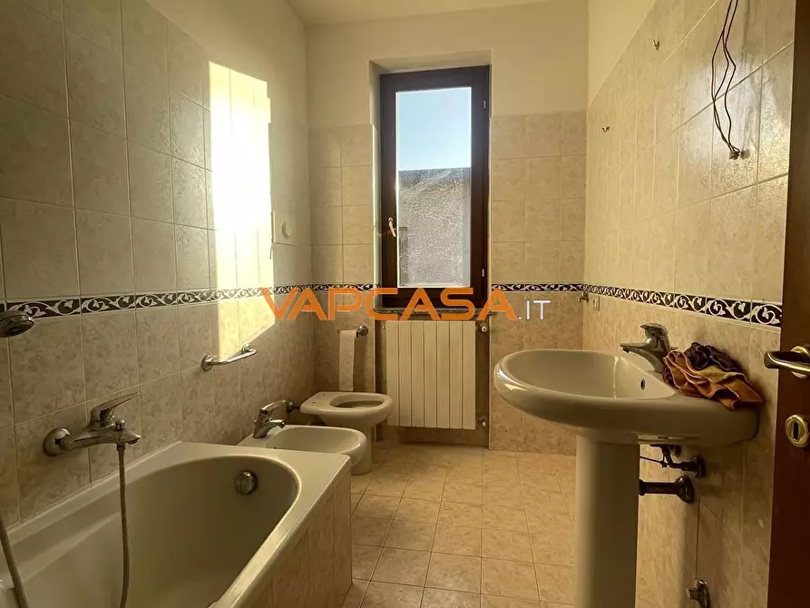 Immagine 2 di Appartamento in vendita  in GIORGIO LA PIRA a Mozzanica