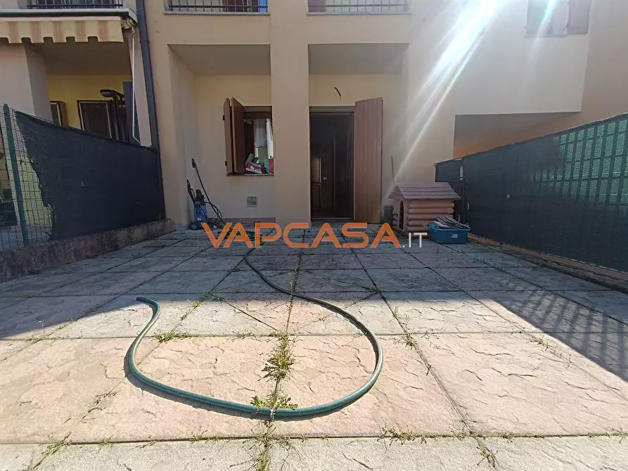 Immagine 9 di Villetta a schiera in vendita  in via zerrate a Calcinate