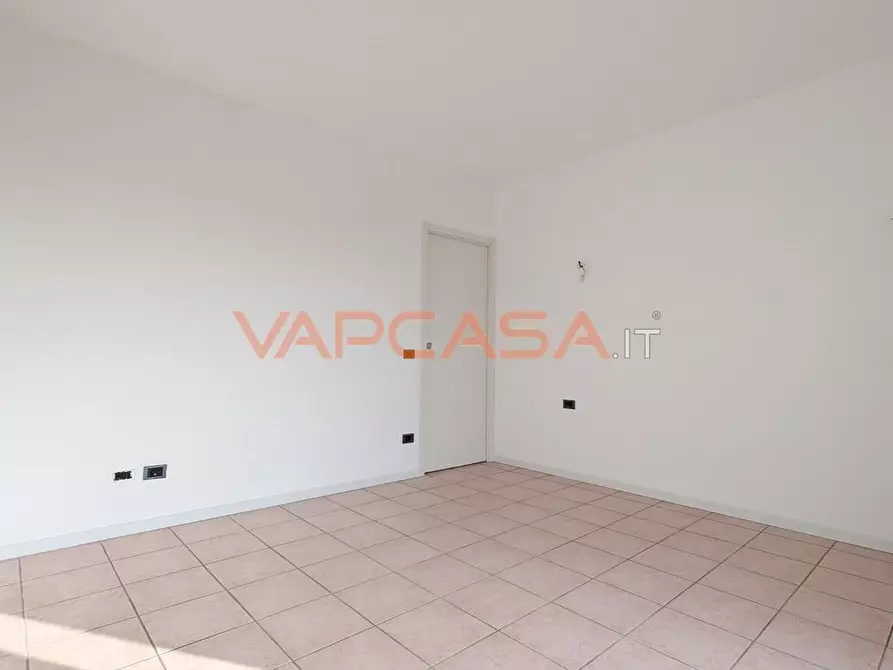 Immagine 5 di Appartamento in vendita  in via verdello ciserano 31 a Ciserano