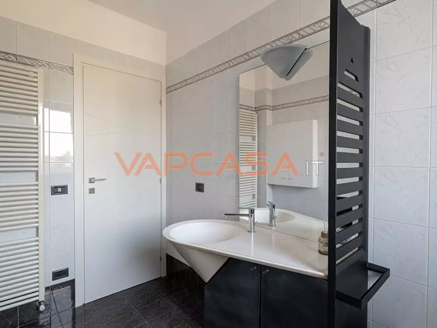 Immagine 9 di Appartamento in vendita  in via verdello ciserano 31 a Ciserano