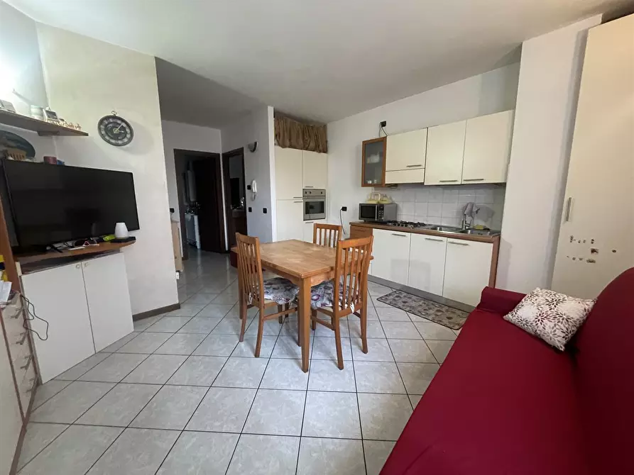 Immagine 1 di Appartamento in vendita  in VIA GIULIO DE MICHELI a Covo