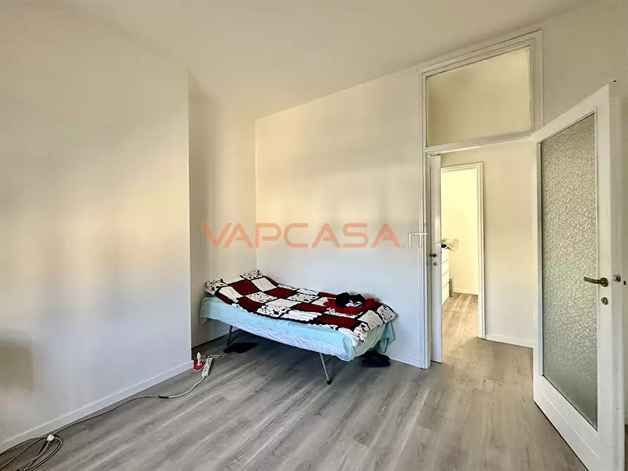 Immagine 5 di Appartamento in vendita  in VIA DANTE ALIGHIERI a Seriate