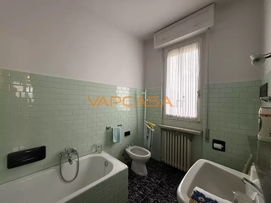 Immagine 9 di Casa indipendente in vendita  in VIA FOSSE ARDEATINE 10 a Calcio