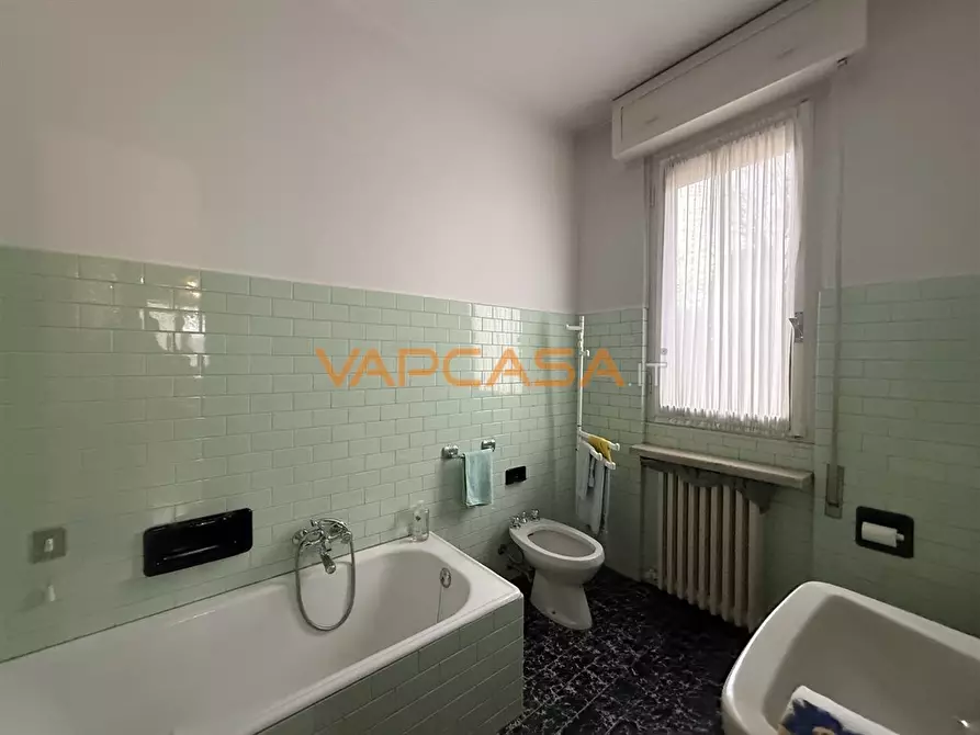 Immagine 8 di Casa indipendente in vendita  in VIA FOSSE ARDEATINE 10 a Calcio