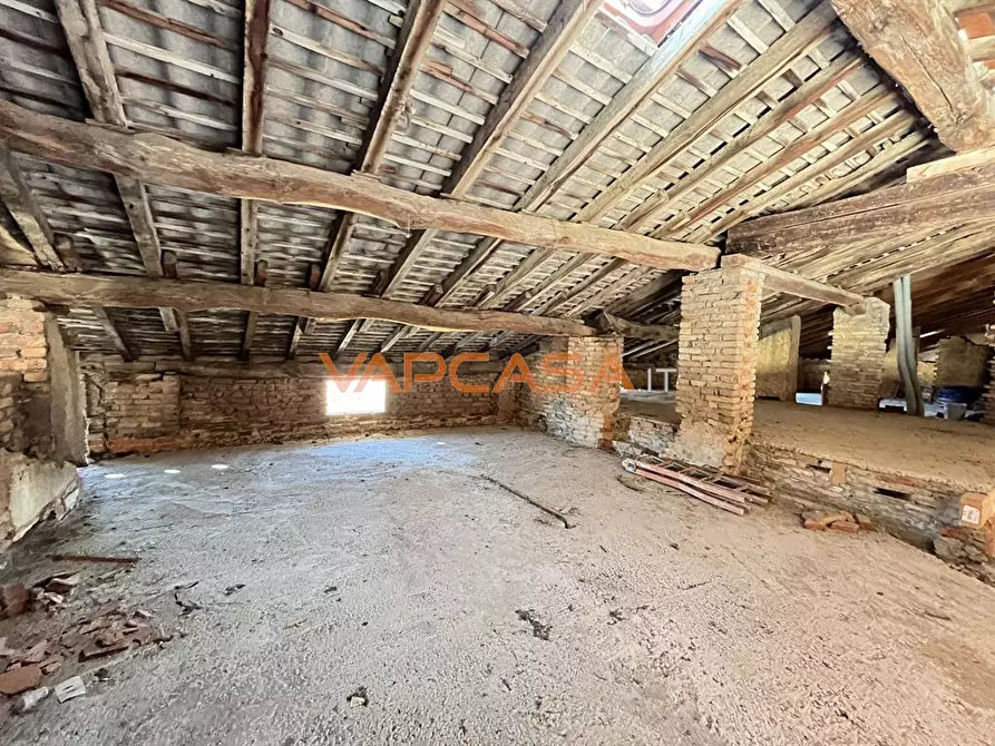 Immagine 3 di Rustico / casale in vendita  in VIA SANT'ANNA a Castel Rozzone