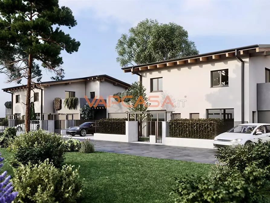 Immagine 1 di Appartamento in vendita  in VIA A. VESPUCCI 2 a Cologno Al Serio