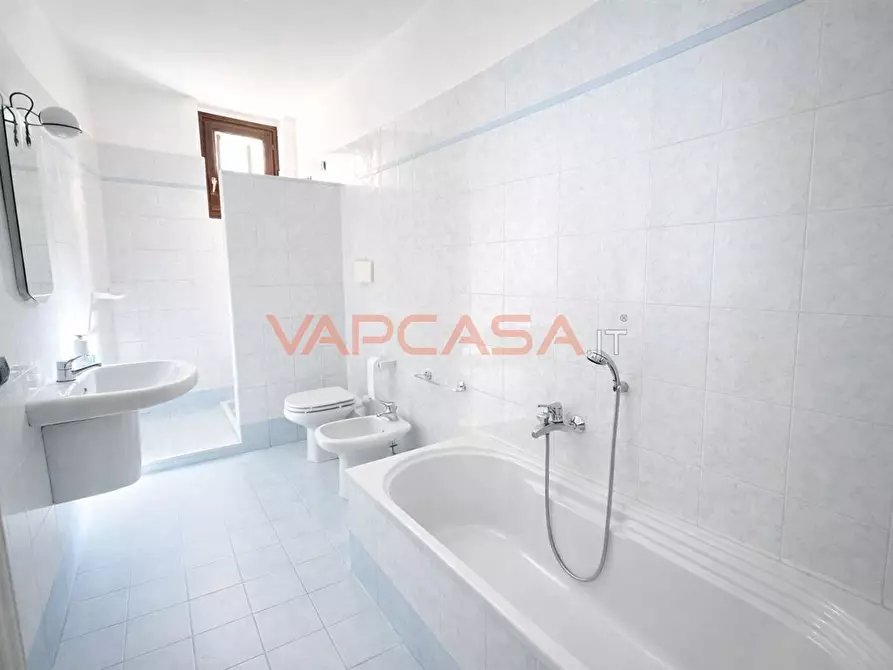 Immagine 2 di Appartamento in vendita  in VIA PATRIOTI ROMANESI 30 a Romano Di Lombardia