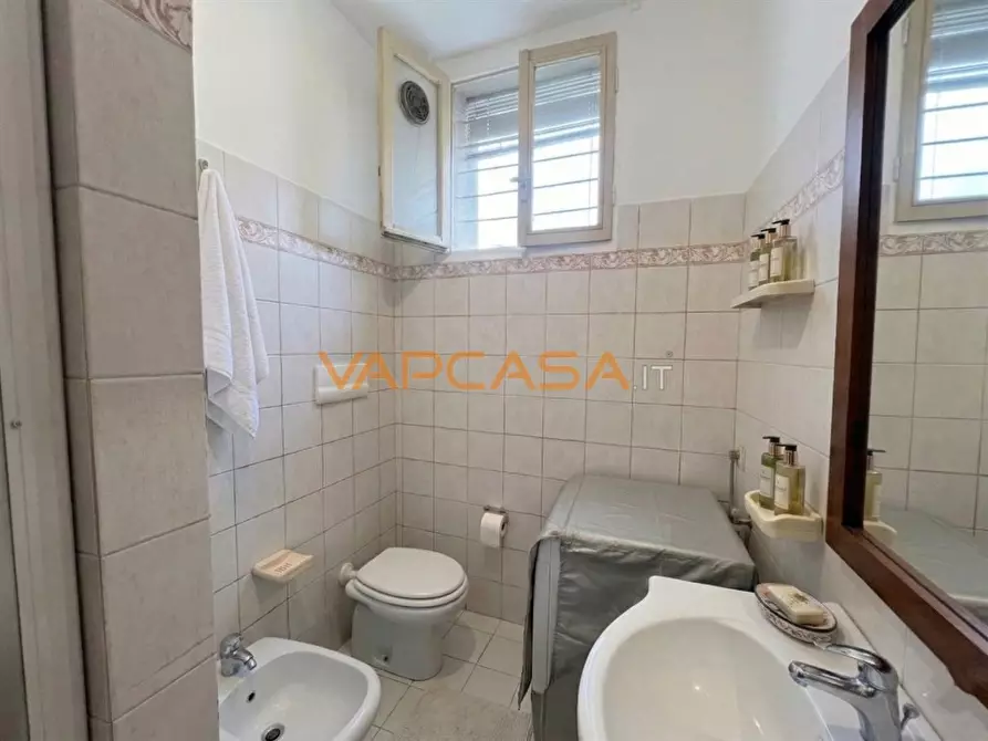 Immagine 5 di Appartamento in vendita  in via cambranti a Chiari