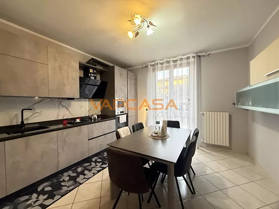 Immagine 5 di Villetta a schiera in vendita  in VIA TOSCANINI 2 a Calcio