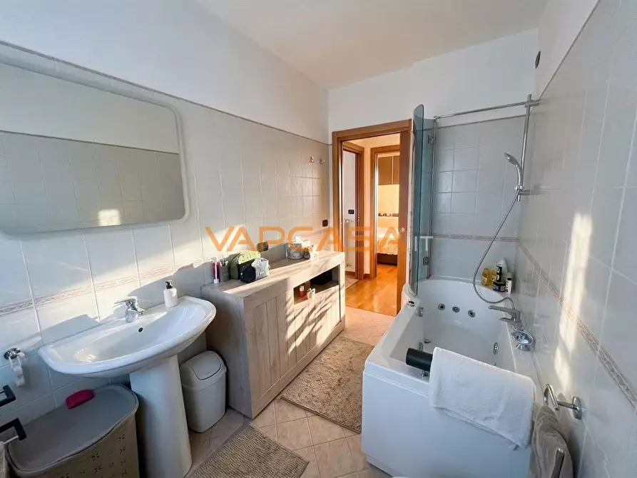 Immagine 8 di Appartamento in vendita  in via Dosso a Palazzolo Sull'oglio