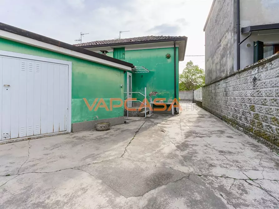 Immagine 2 di Villa in vendita  in via abele crespi 25 a Fara Gera D'adda