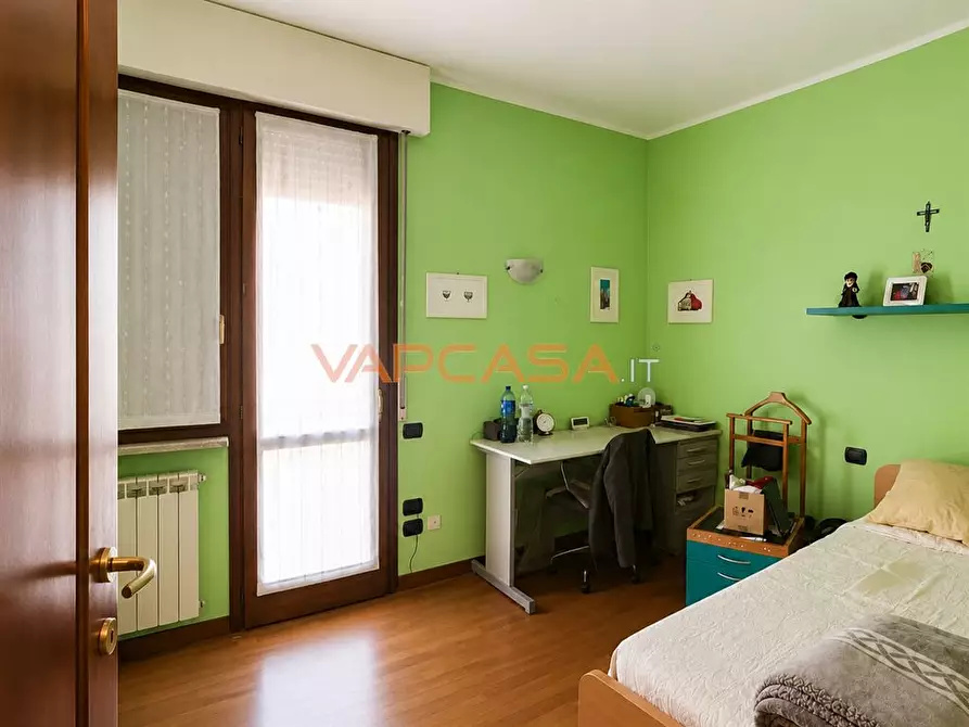 Immagine 5 di Appartamento in vendita  in via circonvallazione seriola a Caravaggio