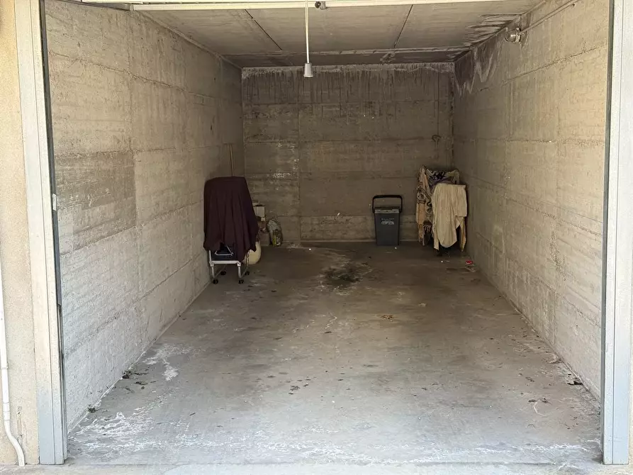 Immagine 8 di Appartamento in vendita  in Via Gavazzeni 1/B a Romano Di Lombardia